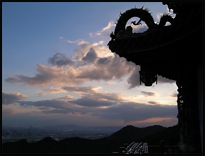 Clouds2-res.jpg